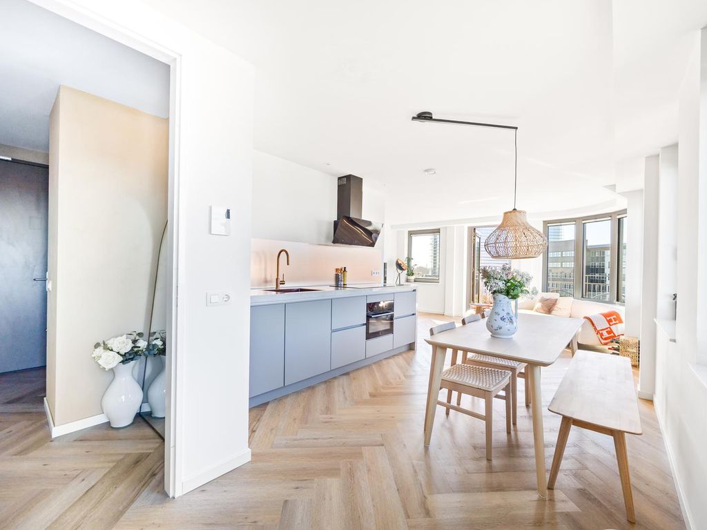 Burgemeester Elsenlaan 323F710, Rijswijk