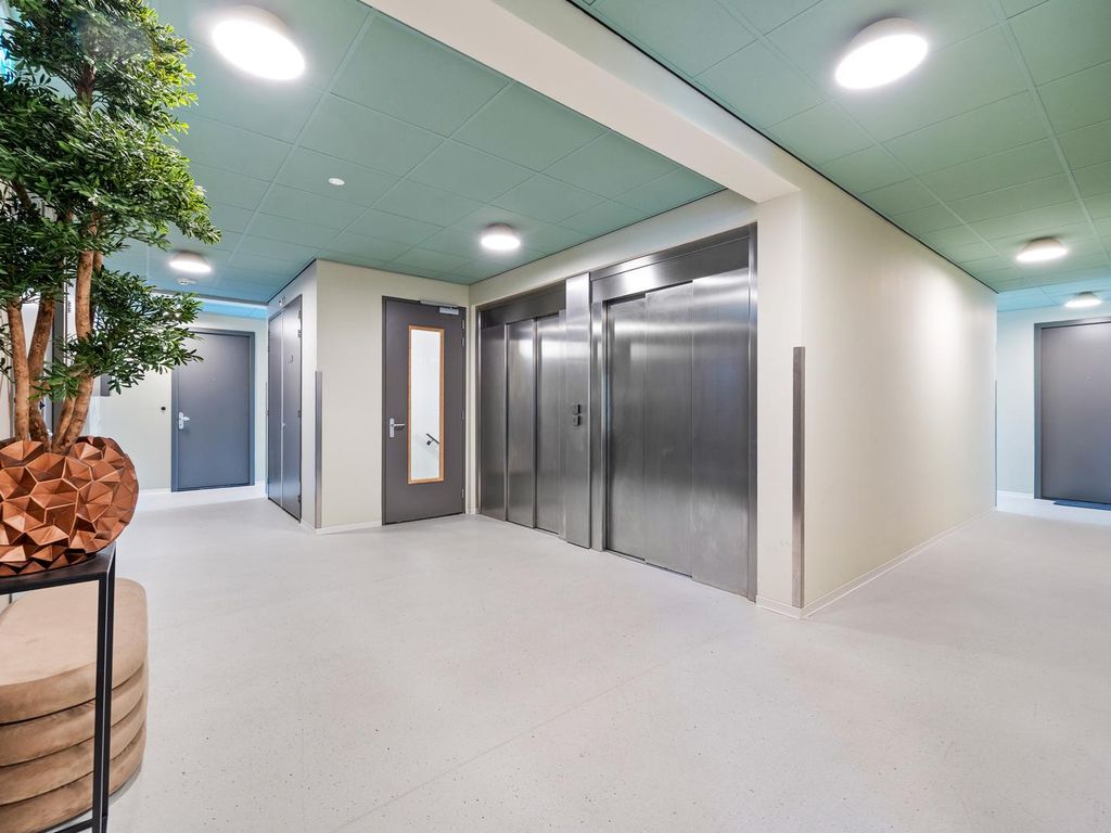 Burgemeester Elsenlaan 323F710, Rijswijk