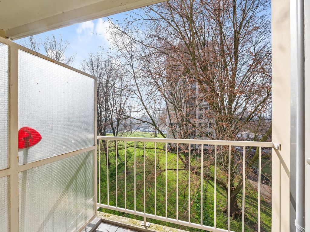 Tarwekamp 121, 'S-Gravenhage