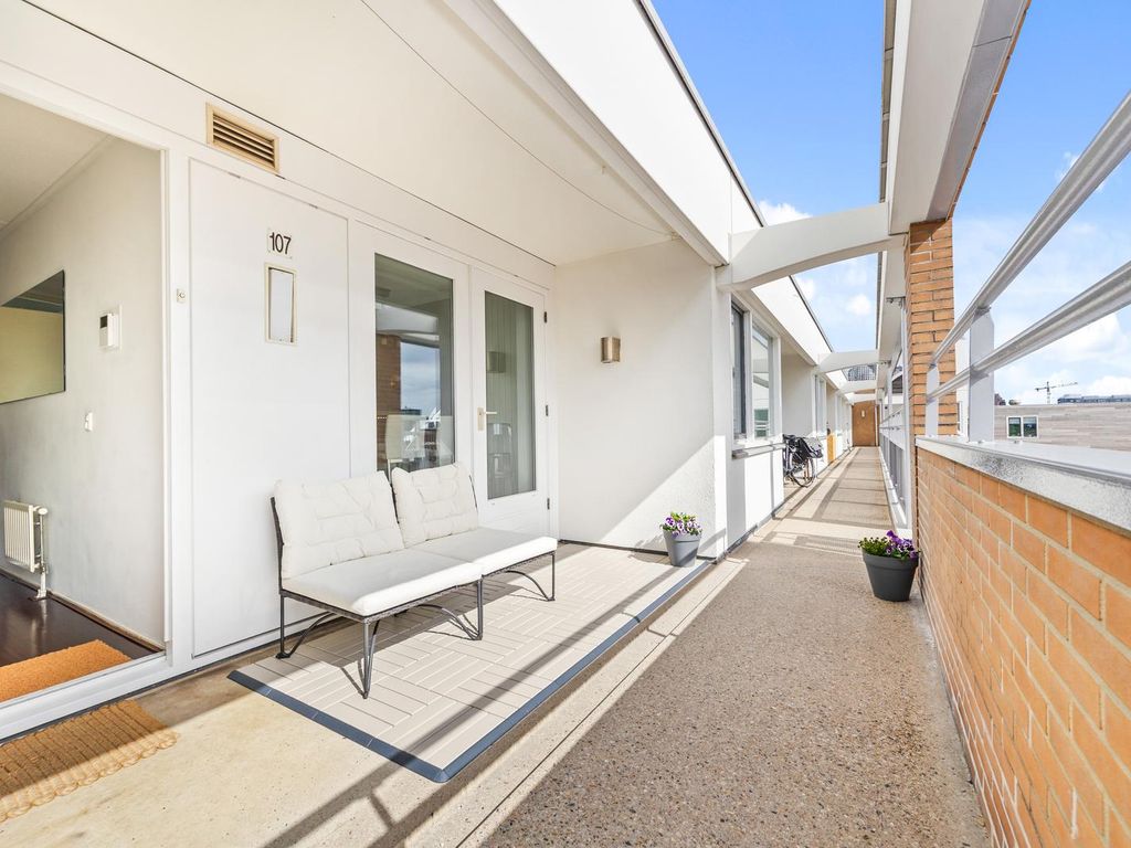 Ammunitiehaven 107, 'S-Gravenhage