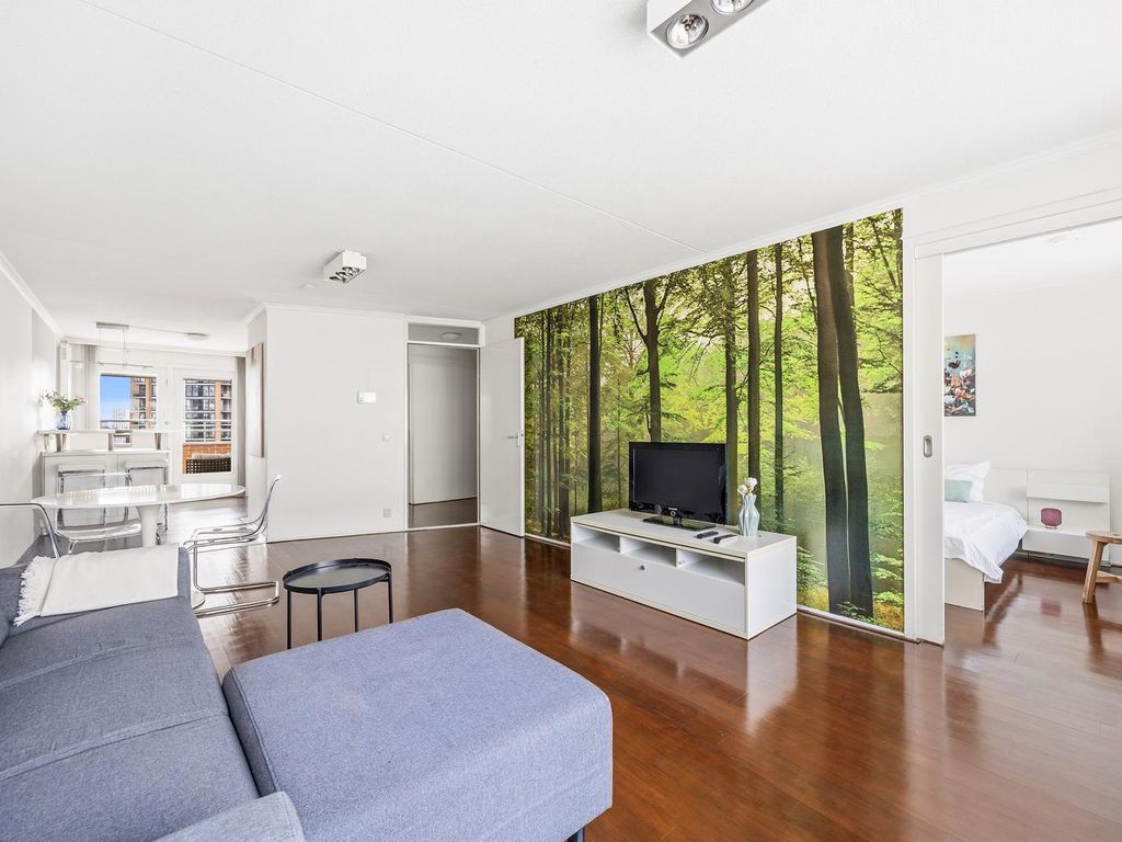 Ammunitiehaven 107, 'S-Gravenhage