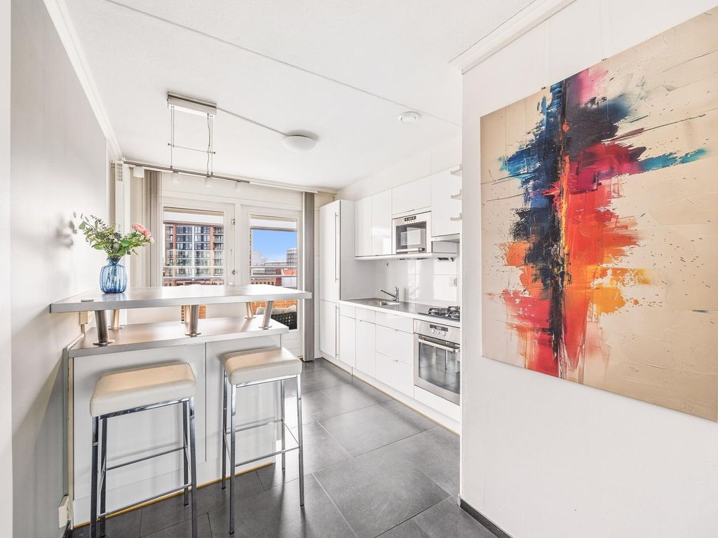 Ammunitiehaven 107, 'S-Gravenhage