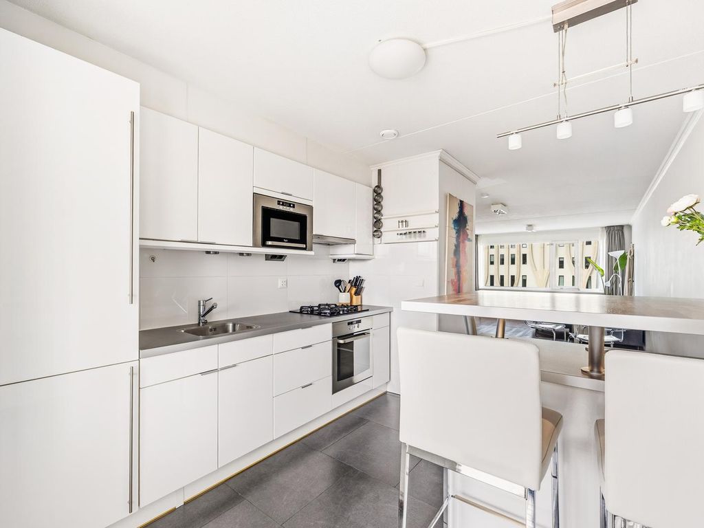 Ammunitiehaven 107, 'S-Gravenhage