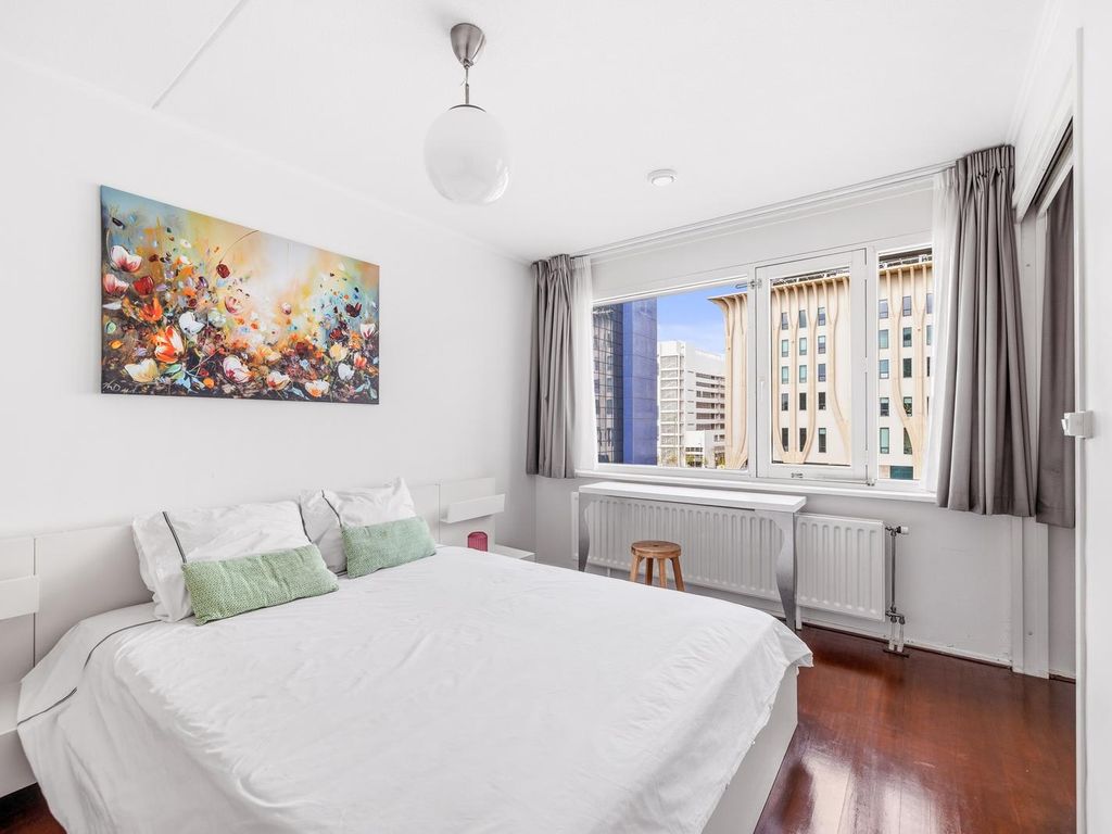 Ammunitiehaven 107, 'S-Gravenhage