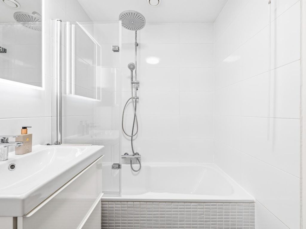 Ammunitiehaven 107, 'S-Gravenhage