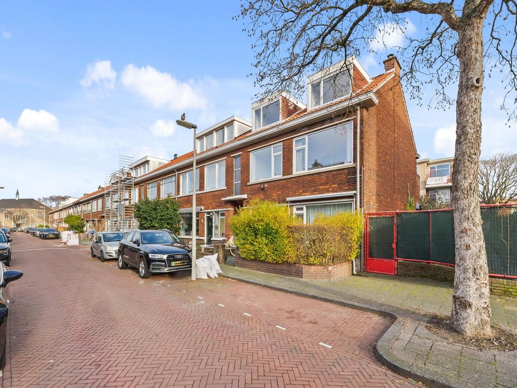 Leersumstraat 60, 'S-Gravenhage