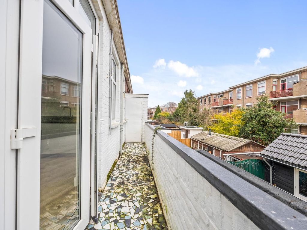 Leersumstraat 60, 'S-Gravenhage