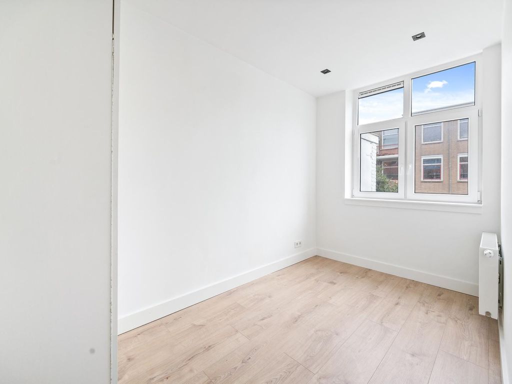 Leersumstraat 60, 'S-Gravenhage