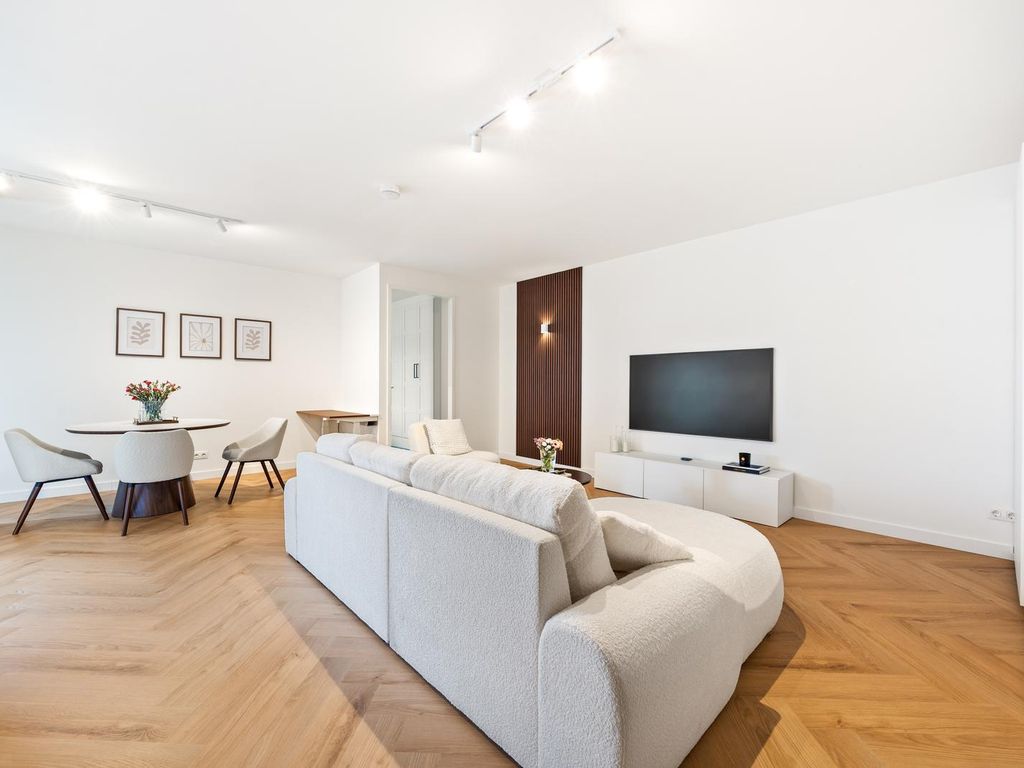 Burgemeester Elsenlaan 323F506, Rijswijk