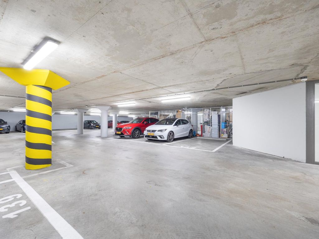 Burgemeester Elsenlaan 323F506, Rijswijk