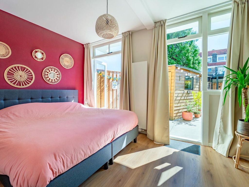 Maarsbergenstraat 300, 'S-Gravenhage