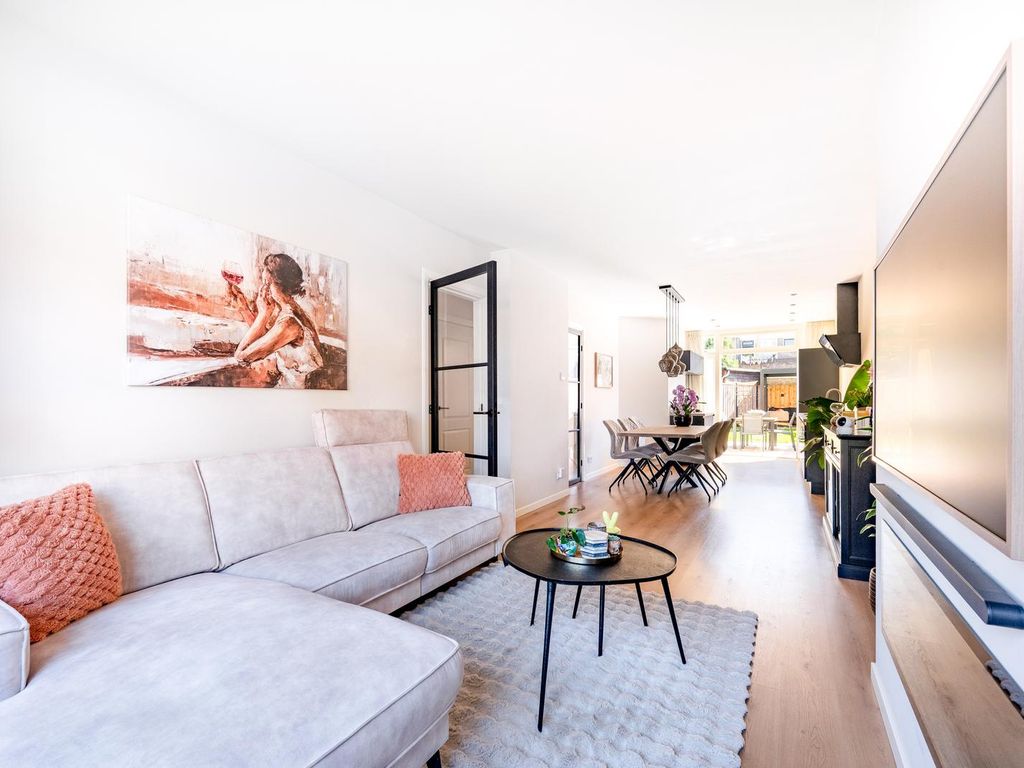 Maarsbergenstraat 300, 'S-Gravenhage