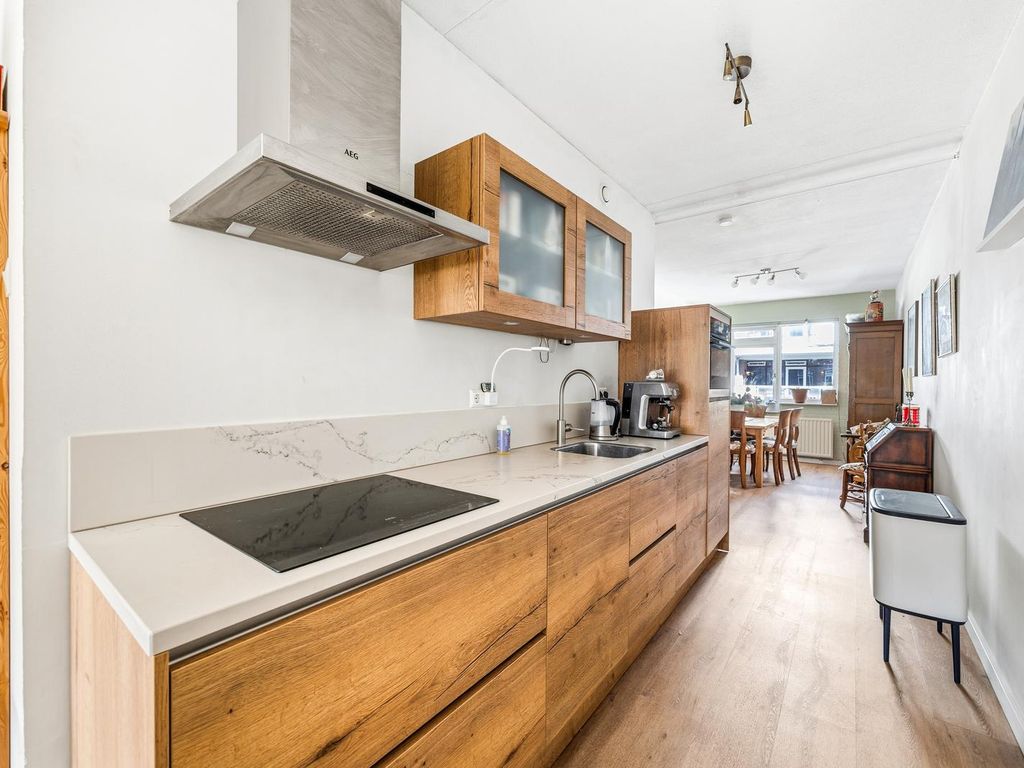 Wagenstraat 85J, 'S-Gravenhage