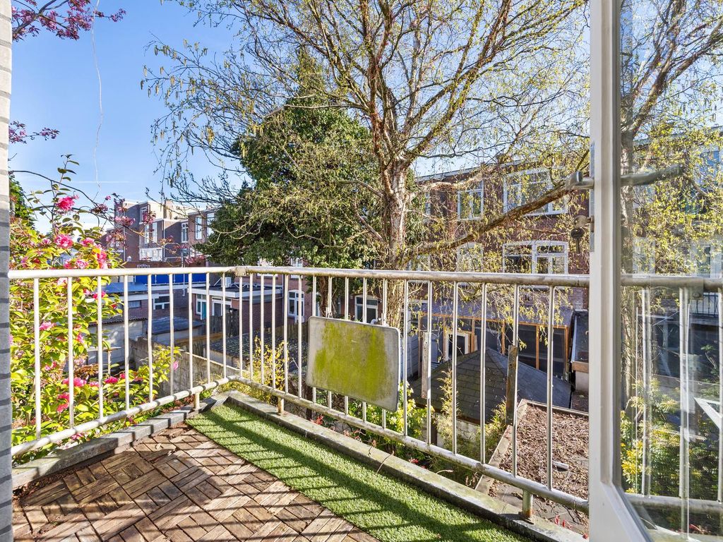 Deimanstraat 206, 'S-Gravenhage