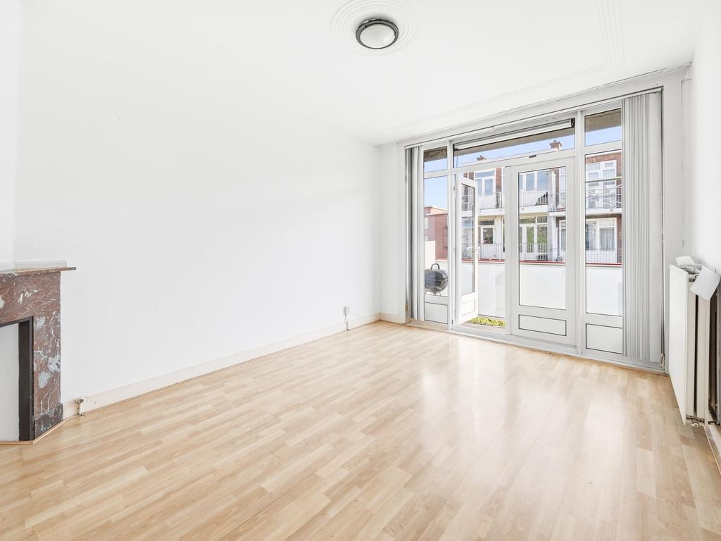 Karel de Geerstraat 10, 's-Gravenhage