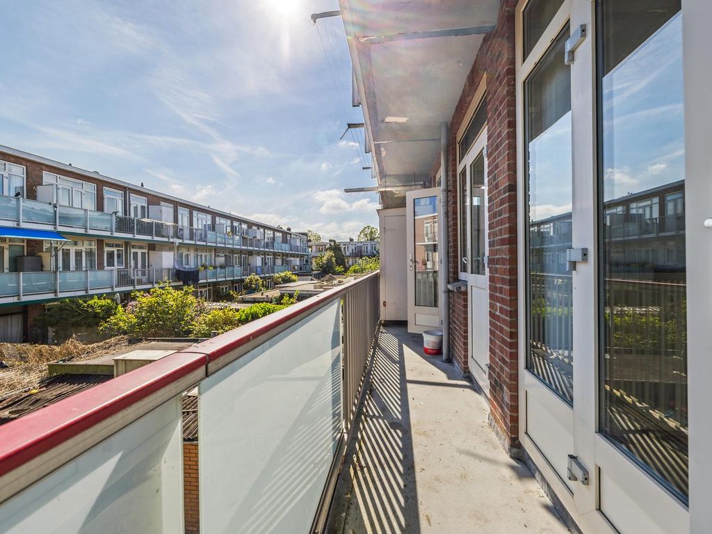 Karel de Geerstraat 10, 's-Gravenhage