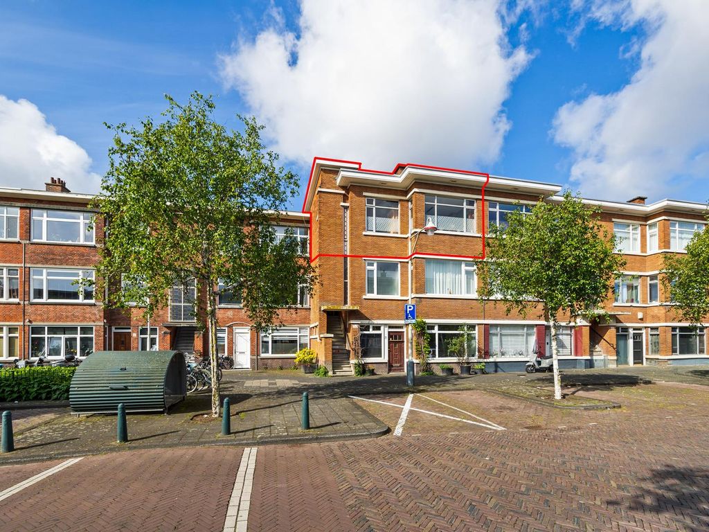 Hattemlaan 75, 'S-Gravenhage