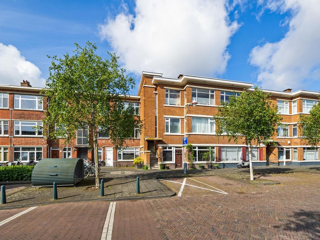 Hattemlaan 75, 'S-Gravenhage