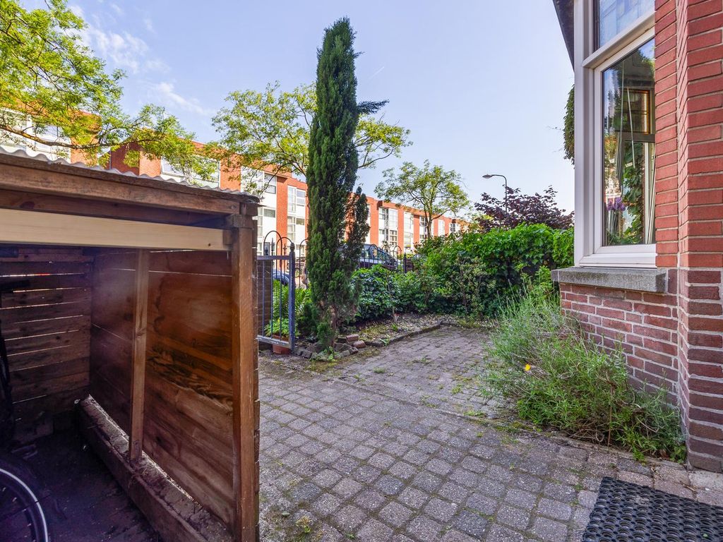 Amerongenstraat 96, 'S-Gravenhage