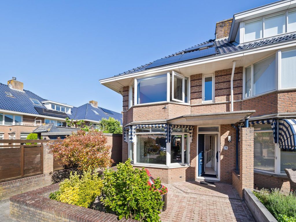 Talinglaan 28, Leidschendam