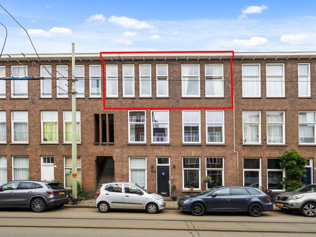 Goudenregenstraat 94, 'S-Gravenhage