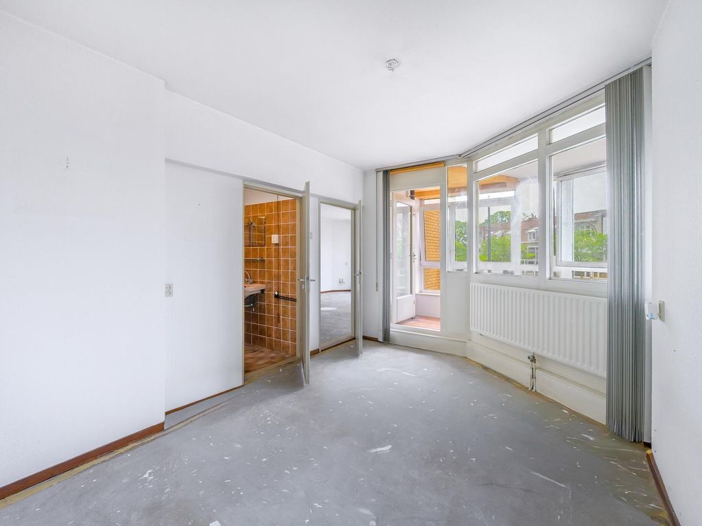 Oranjelaan 14, Rijswijk