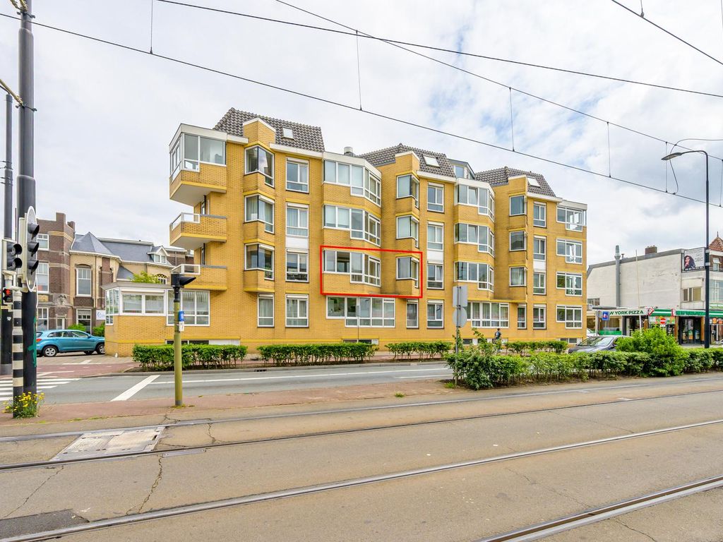 Oranjelaan 14, Rijswijk