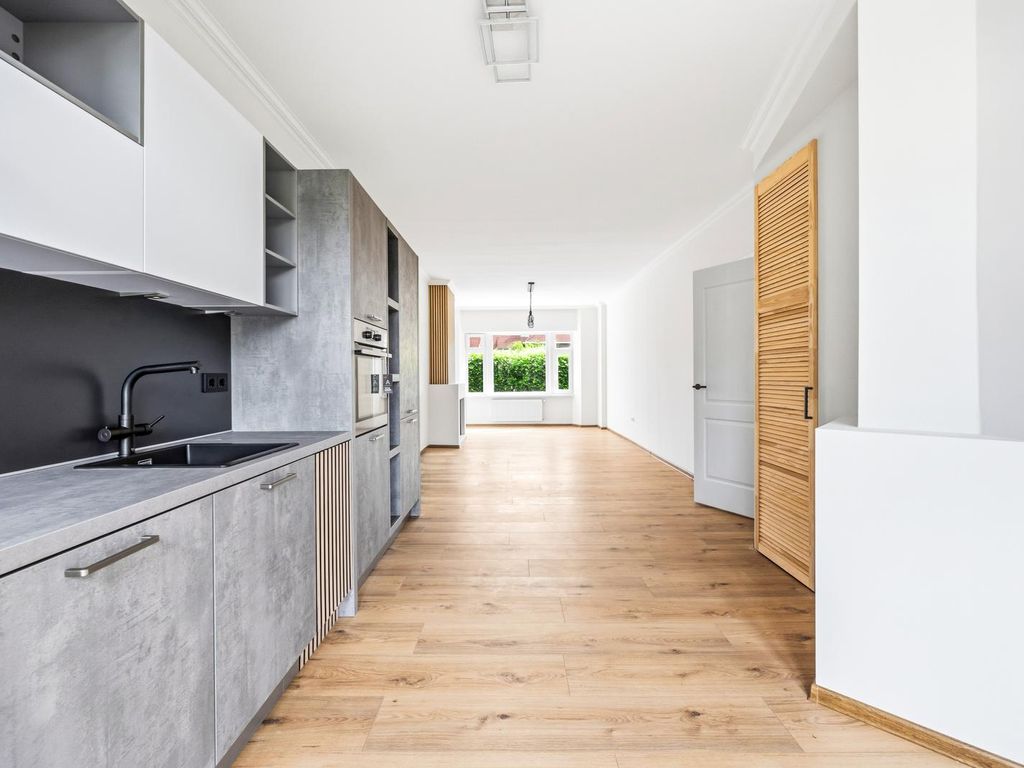 van Faukenbergeplein 15, Voorburg