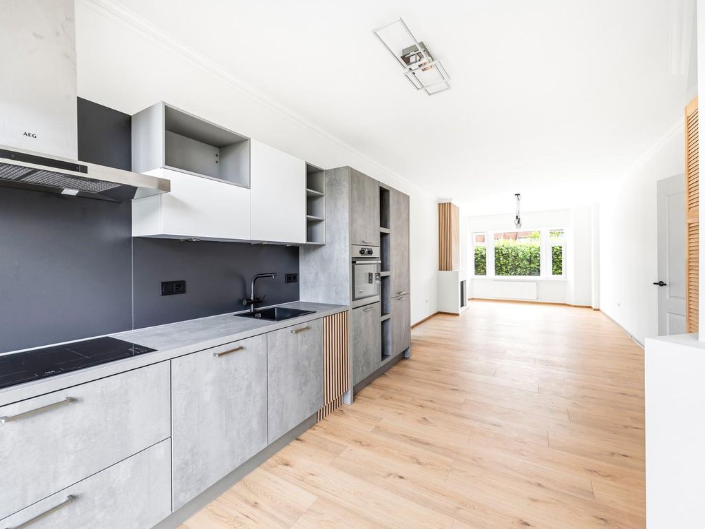van Faukenbergeplein 15, Voorburg