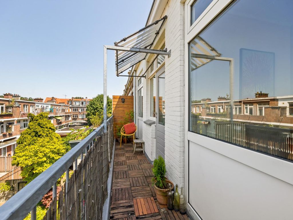 Paets van Troostwijkstraat 221, 'S-Gravenhage