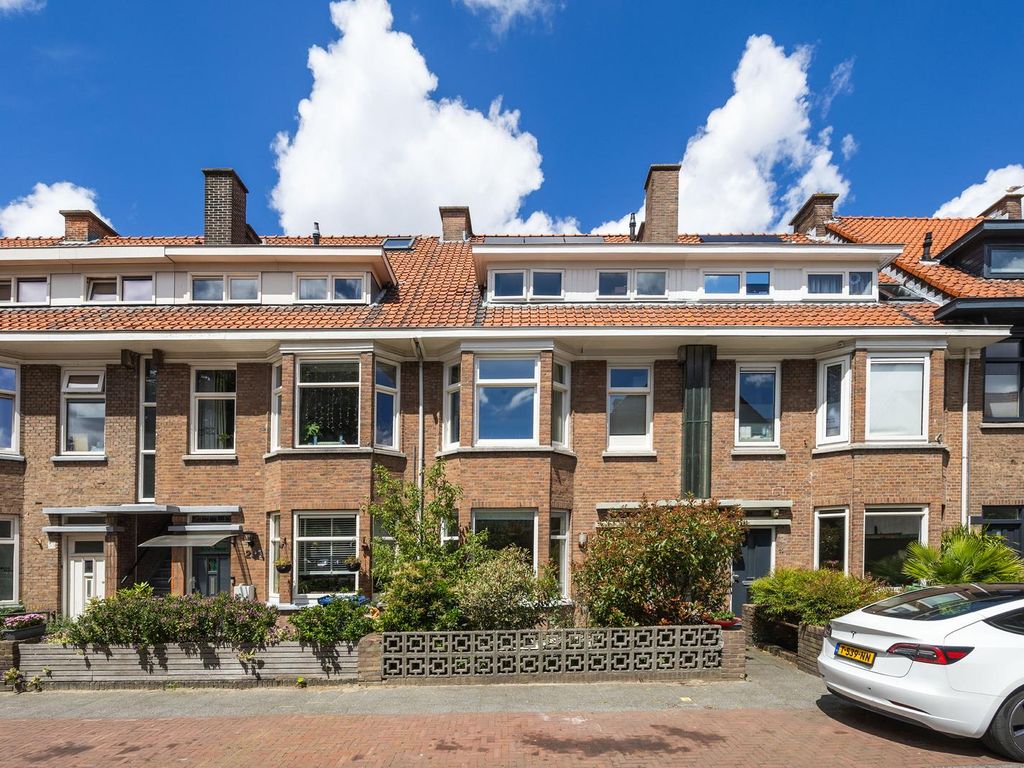 Miquelstraat 27, 'S-Gravenhage