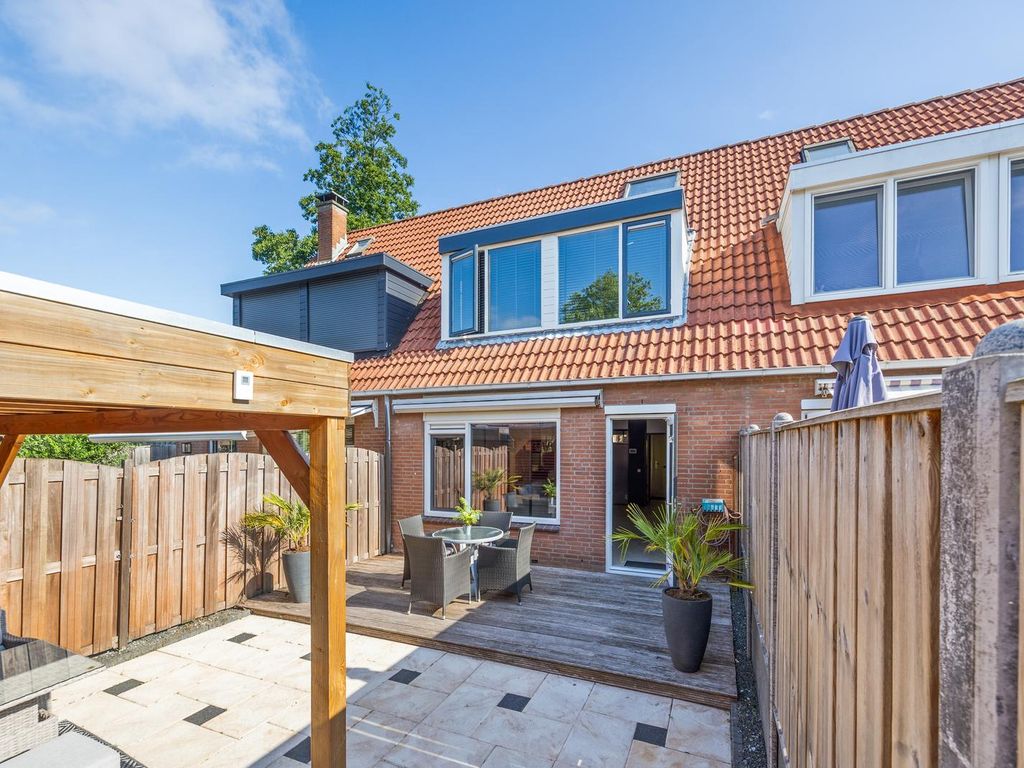 Wezelweide 3, Zoetermeer