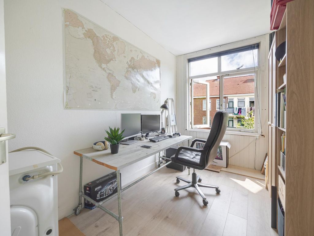 Vier Heemskinderenstraat 94, 'S-Gravenhage