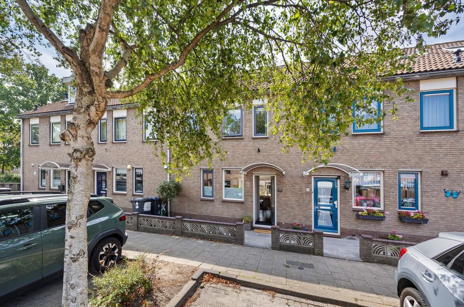 De Backerstraat 11