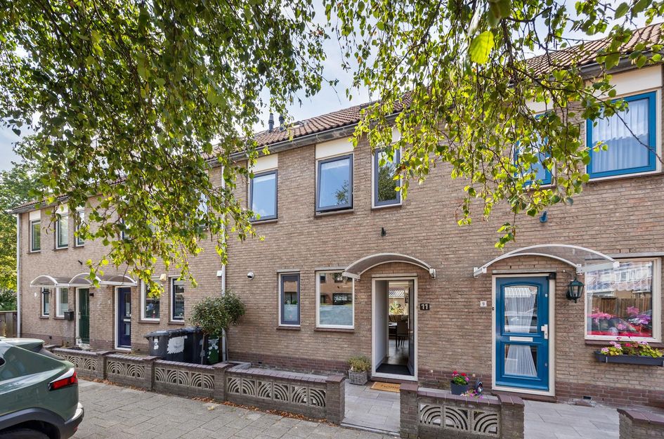 De Backerstraat 11
