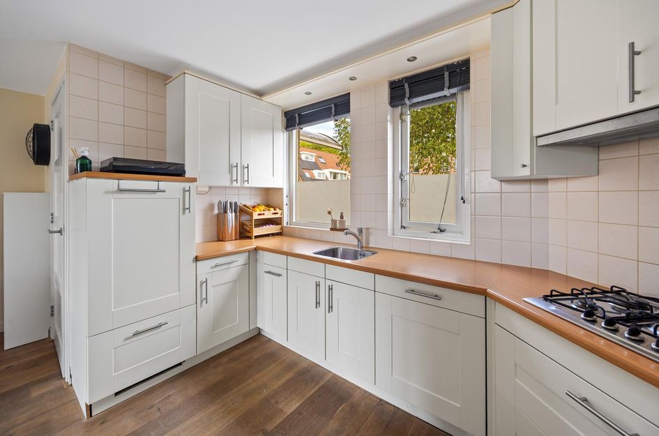 De Backerstraat 11