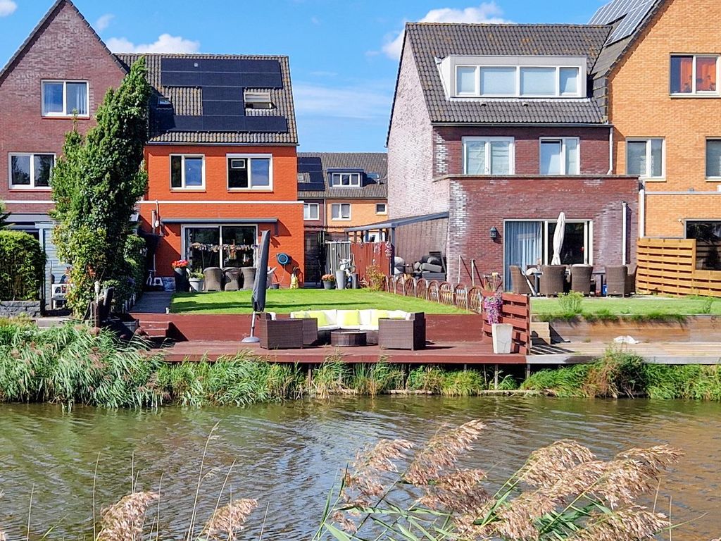 Van Veendijk 26, 'S-Gravenhage