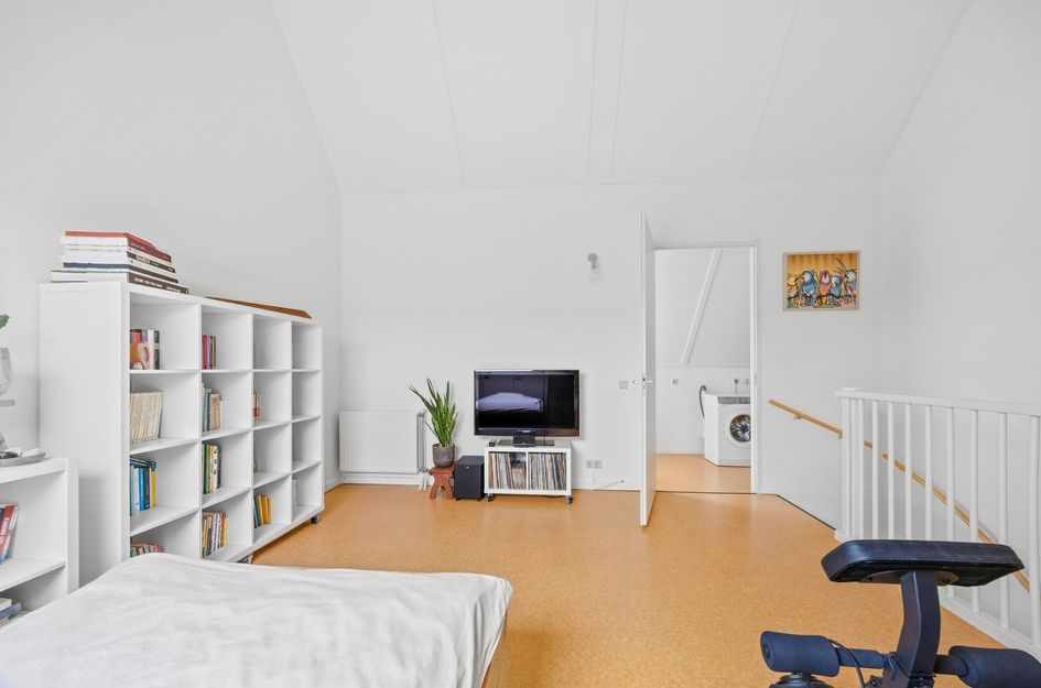 Voormeerstraat 11