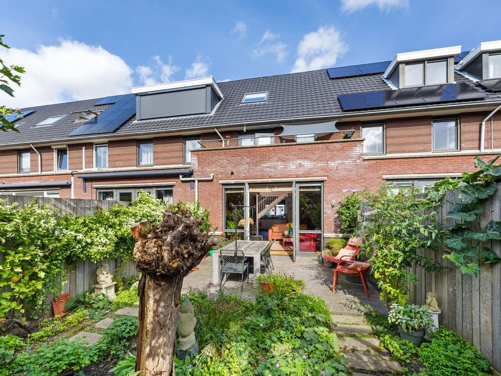 Voormeerstraat 11, 'S-Gravenhage