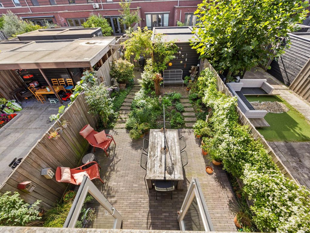 Voormeerstraat 11, 'S-Gravenhage