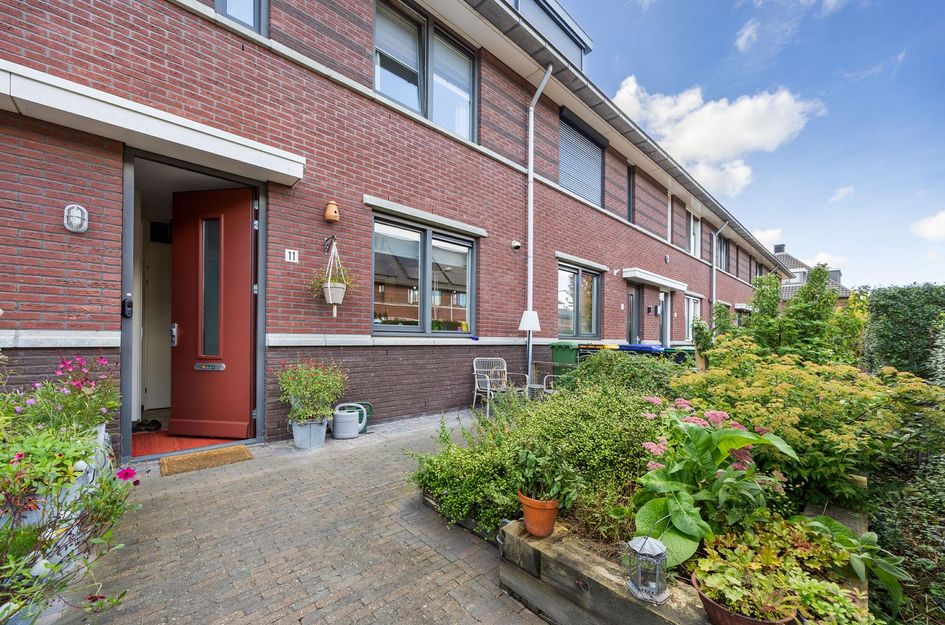 Voormeerstraat 11