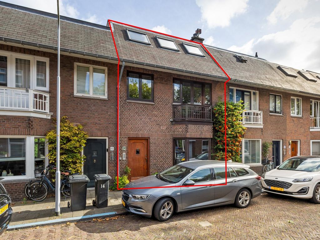 Redenburgstraat 14, Voorburg