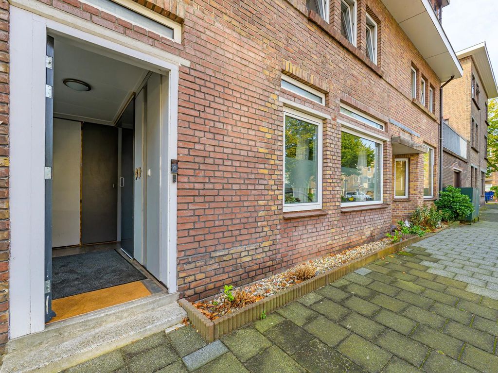 Pieter Spastraat 10, 's-Gravenhage