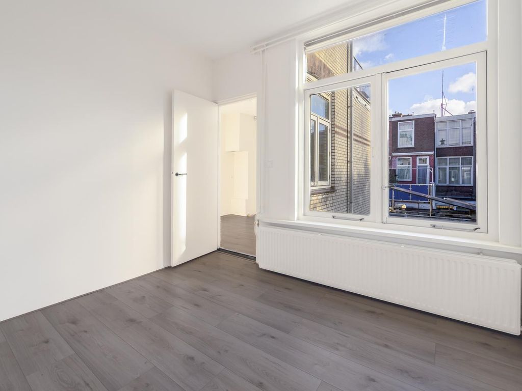 Deimanstraat 188, 'S-GRAVENHAGE