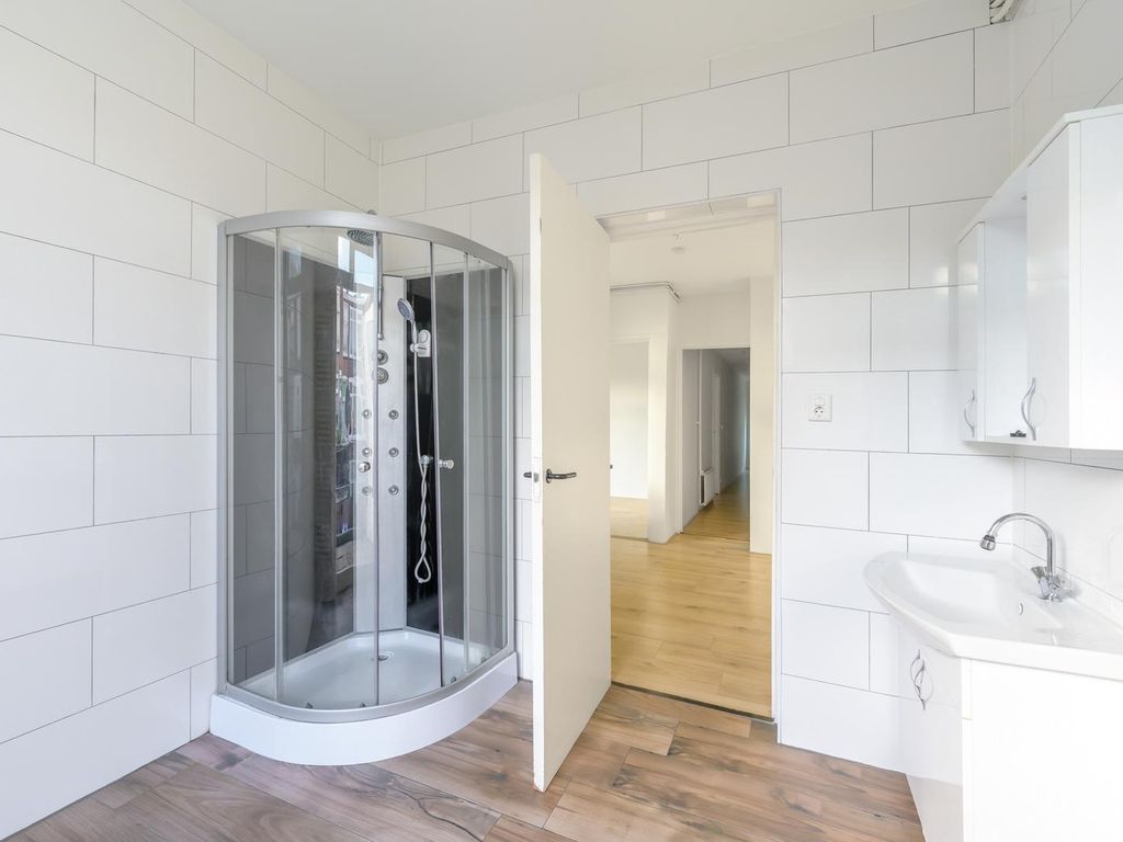 Deimanstraat 188, 'S-GRAVENHAGE
