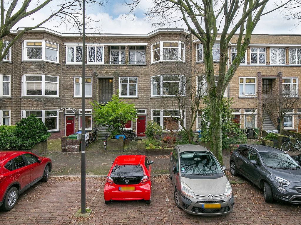 Caan van Necklaan 214, Rijswijk