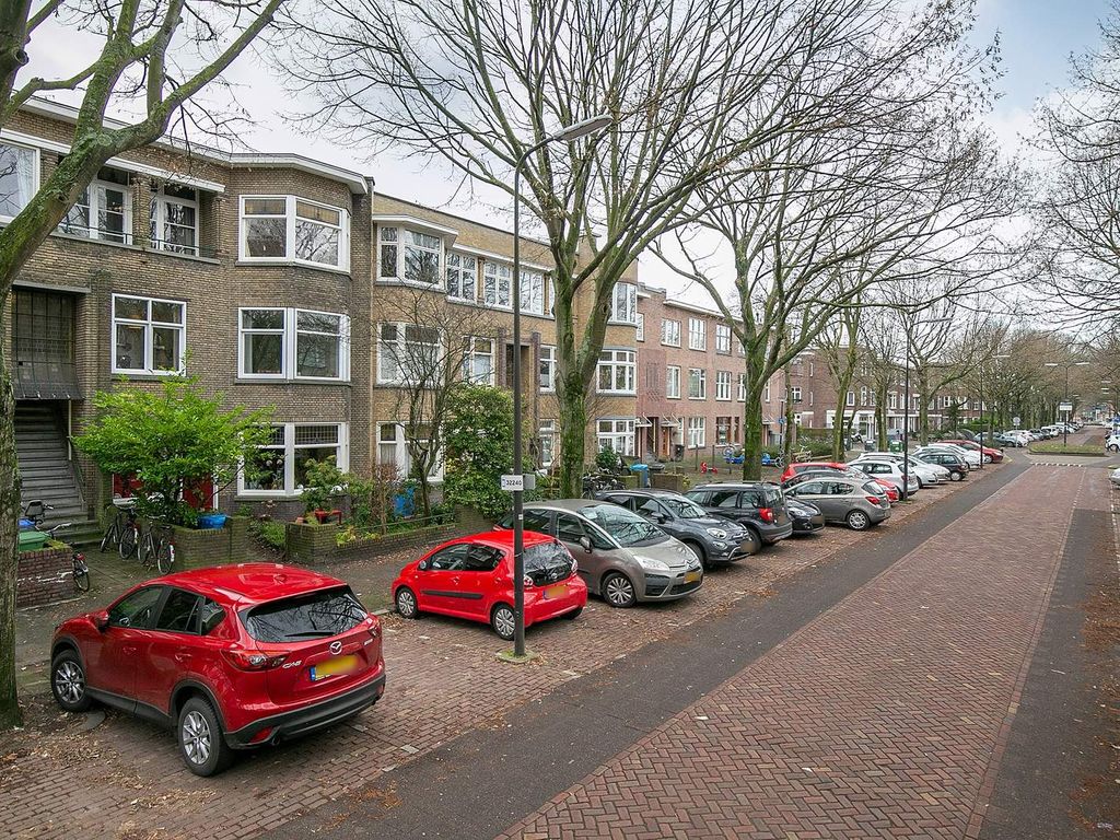 Caan van Necklaan 214, Rijswijk