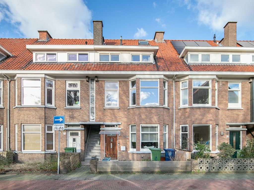 Miquelstraat 31, 'S-Gravenhage