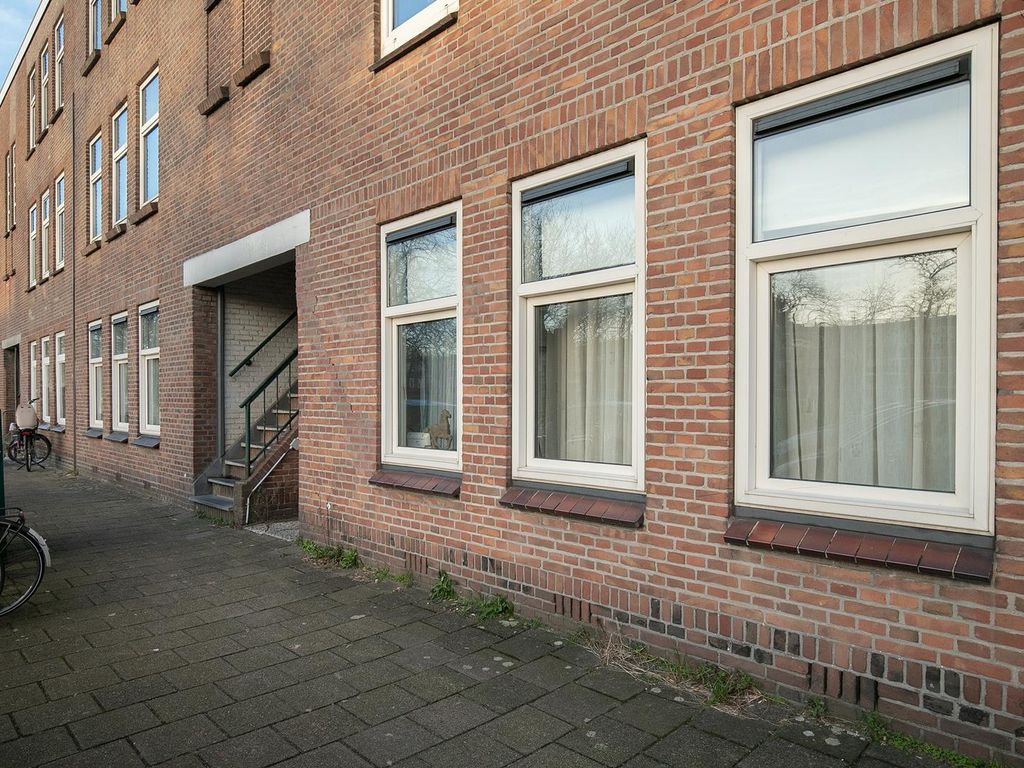 Deimanstraat 318, 'S-Gravenhage