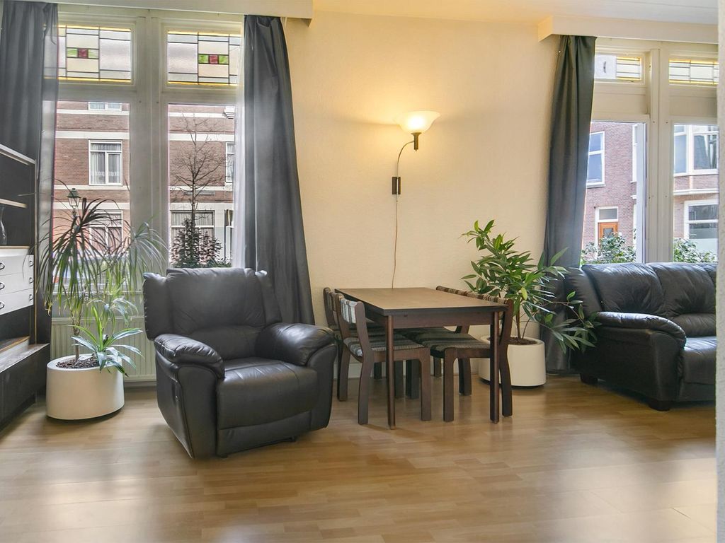 2e De Carpentierstraat 211, 'S-Gravenhage